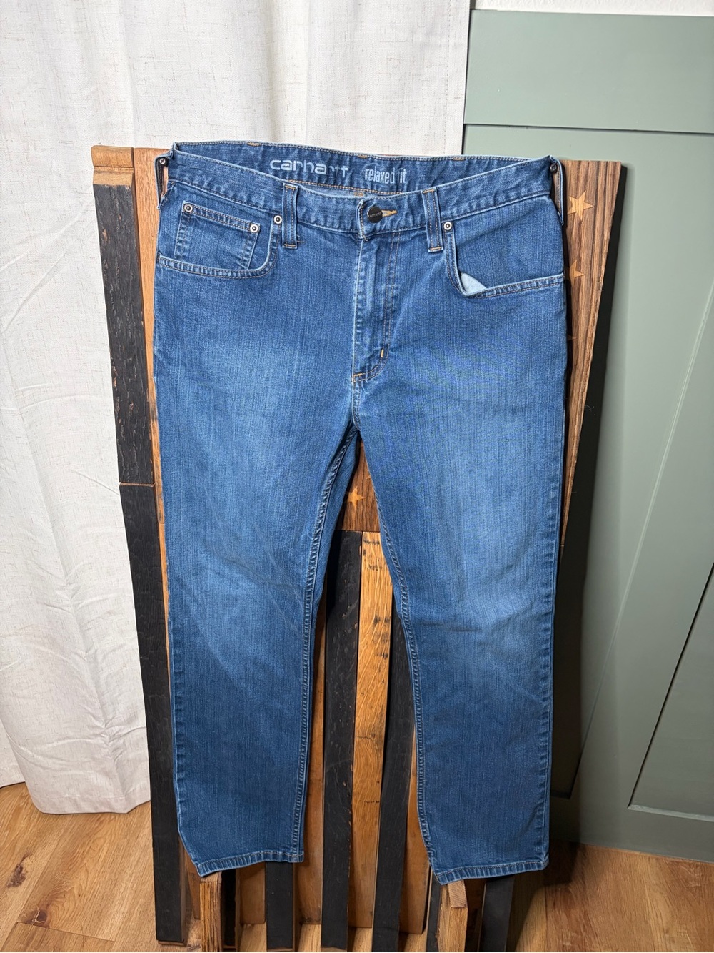 Carhartt Men’s Medium Blue Straight-Leg Jeans 33x30